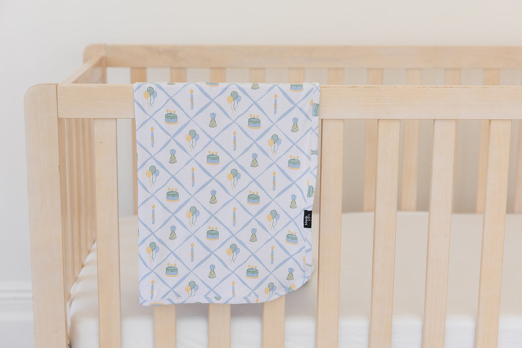 (BLUE) Birthday - Lightweight Blanket